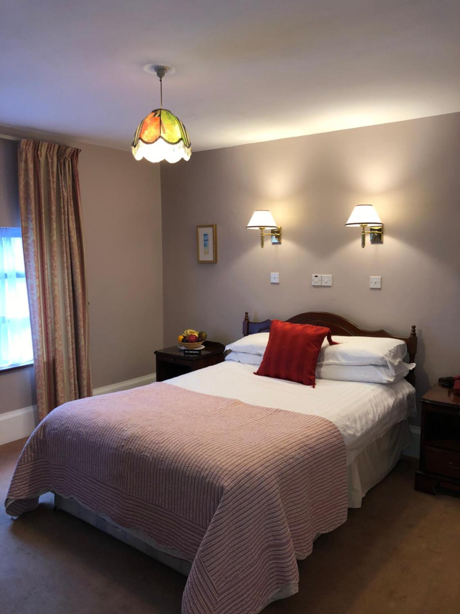 Tully'S Hotel Castlerea エクステリア 写真
